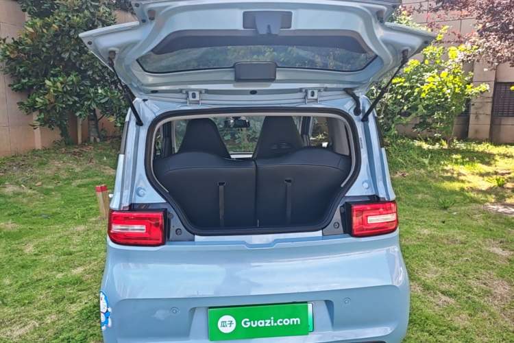 Used Wuling Hongguang MINIEV 2020 Freedom Version Lithium Iron Phosphate Trunk