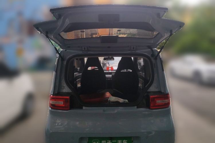 Used Wuling Hongguang MINIEV 2020 Zizai Version Lithium-NMC Trunk