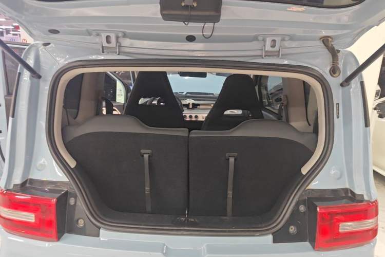 Used Wuling Hongguang MINIEV 2020 Enjoyment Model Lithium Iron Phosphate Trunk