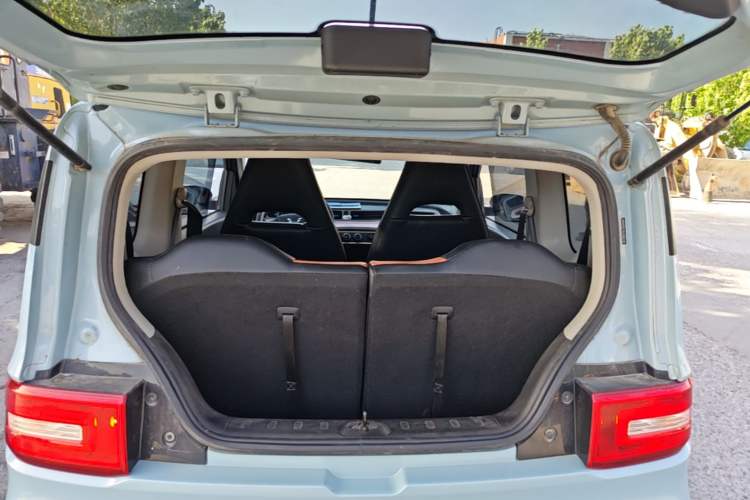 Used Wuling Hongguang MINIEV 2020 Freedom Version Lithium Iron Phosphate Trunk