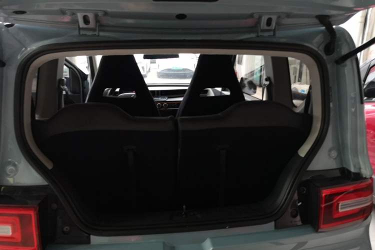 Used Wuling Hongguang MINIEV 2020 Enjoyment Model Lithium Iron Phosphate Trunk