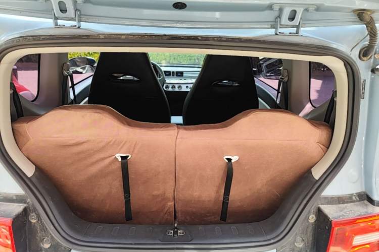Used Wuling Hongguang MINIEV 2020 Enjoyment Model Lithium Iron Phosphate Trunk