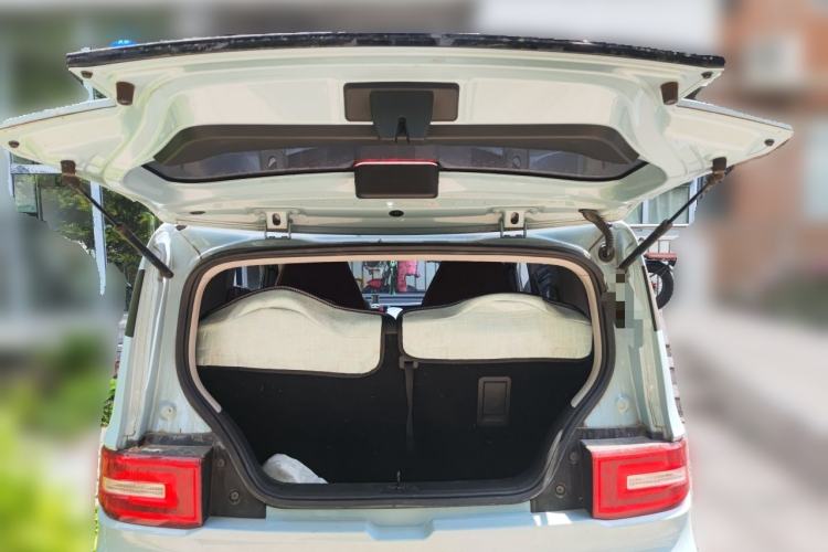 Used Wuling Hongguang MINIEV 2020 Zizai Version Lithium-NMC Trunk