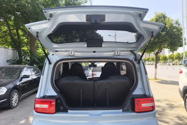 Used Wuling Hongguang MINIEV 2020 Freedom Version Lithium Iron Phosphate Trunk