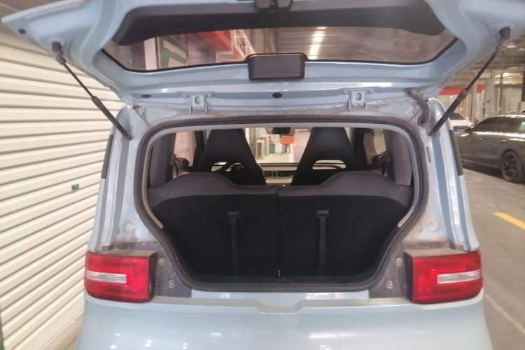 Used Wuling Hongguang MINIEV 2020 Enjoyment Model Lithium Iron Phosphate Trunk