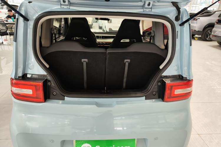 Used Wuling Hongguang MINIEV 2020 Enjoyment Model Lithium Iron Phosphate Trunk