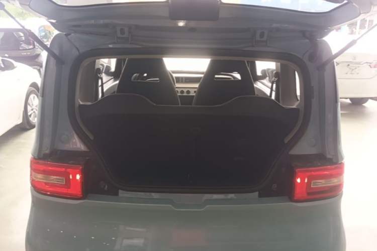 Used Wuling Hongguang MINIEV 2020 Freedom Version Lithium Iron Phosphate Trunk