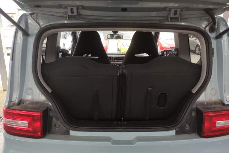 Used Wuling Hongguang MINIEV 2020 Freedom Version Lithium Iron Phosphate Trunk