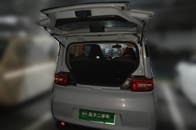 Used Wuling Hongguang MINIEV 2020 Zizai Version Lithium-NMC Trunk