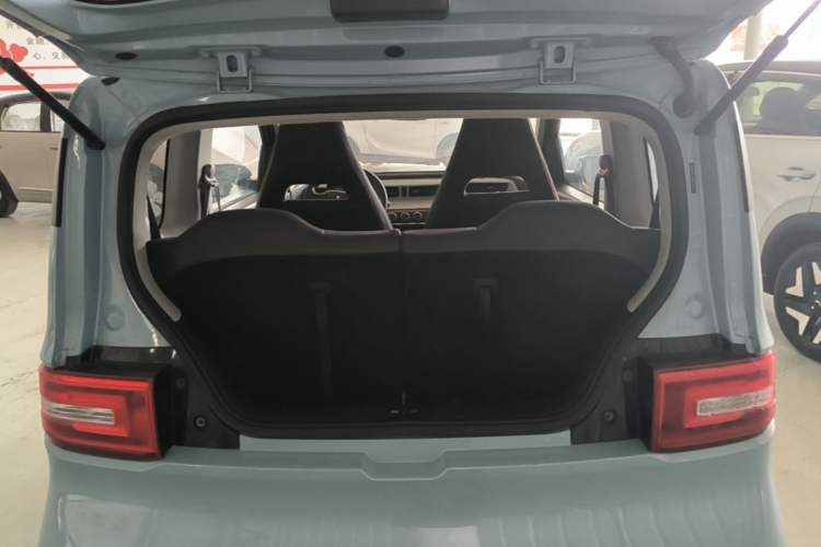 Used Wuling Hongguang MINIEV 2020 Enjoyment Model Lithium Iron Phosphate Trunk