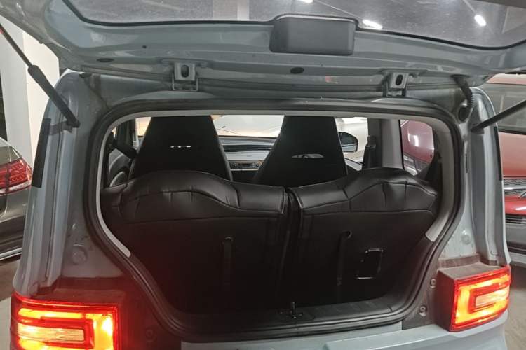 Used Wuling Hongguang MINIEV 2020 Freedom Version Lithium Iron Phosphate Trunk