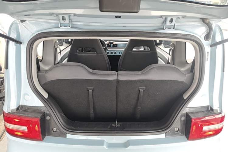 Used Wuling Hongguang MINIEV 2020 Enjoyment Model Lithium Iron Phosphate Trunk