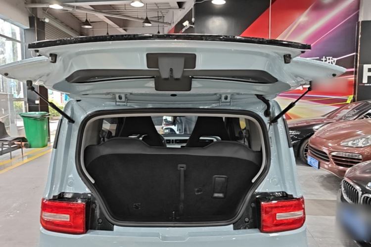 Used Wuling Hongguang MINIEV 2020 Zizai Version Lithium-NMC Trunk