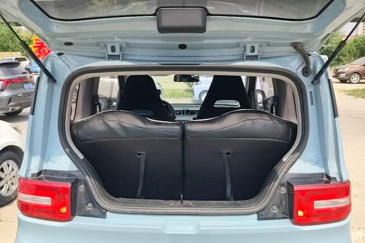 Used Wuling Hongguang MINIEV 2020 Enjoyment Model Lithium Iron Phosphate Trunk