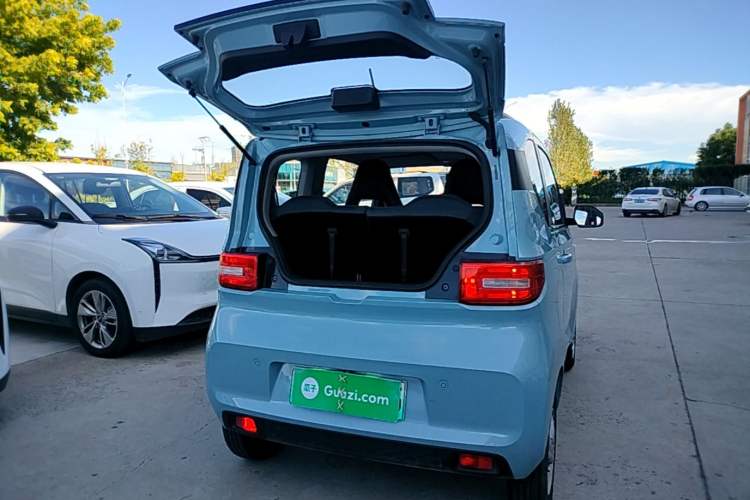 Used Wuling Hongguang MINIEV 2020 Freedom Version Lithium Iron Phosphate Trunk