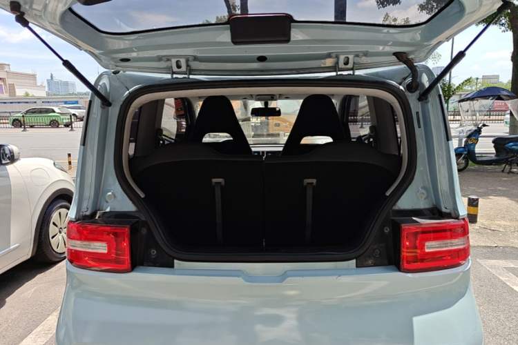 Used Wuling Hongguang MINIEV 2020 Freedom Version Lithium Iron Phosphate Trunk