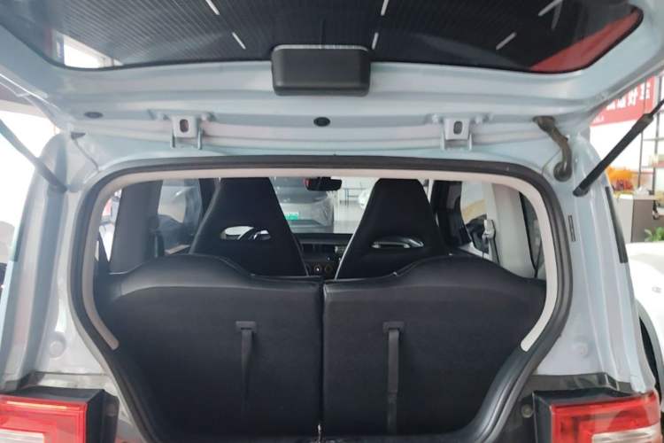 Used Wuling Hongguang MINIEV 2020 Freedom Version Lithium Iron Phosphate Trunk