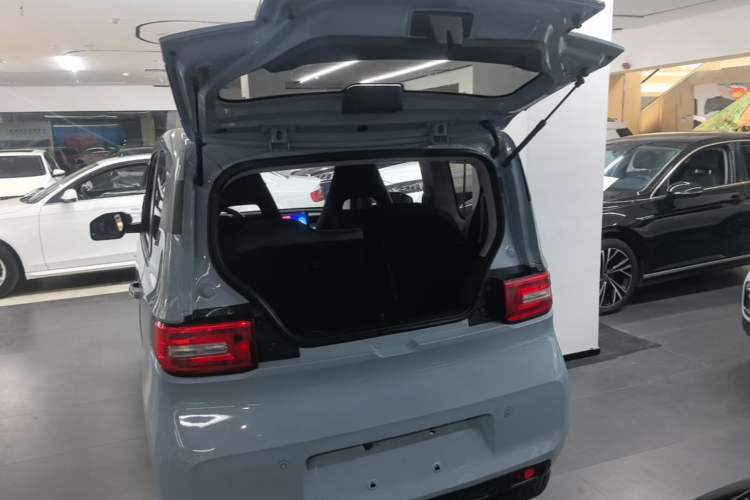 Used Wuling Hongguang MINIEV 2020 Enjoyment Model Lithium Iron Phosphate Trunk