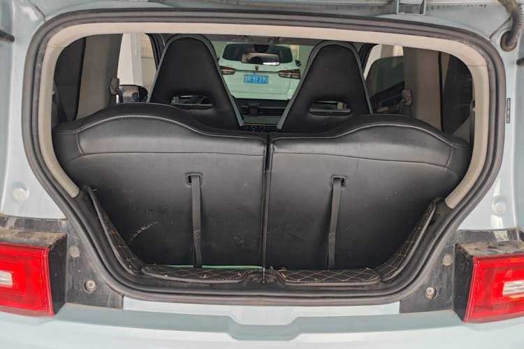 Used Wuling Hongguang MINIEV 2020 Freedom Version Lithium Iron Phosphate Trunk