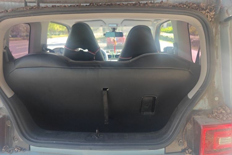 Used Wuling Hongguang MINIEV 2020 Zizai Version Lithium-NMC Trunk