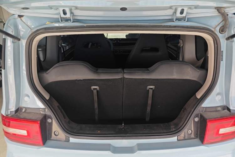 Used Wuling Hongguang MINIEV 2020 Enjoyment Model Lithium Iron Phosphate Trunk