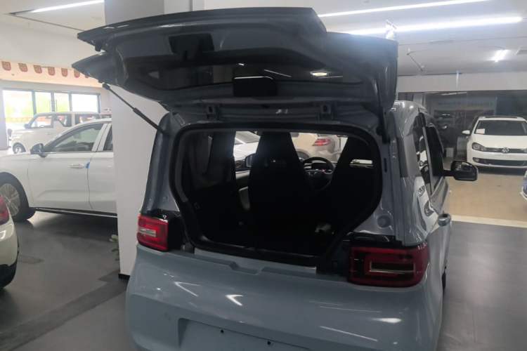 Used Wuling Hongguang MINIEV 2020 Freedom Version Lithium Iron Phosphate Trunk