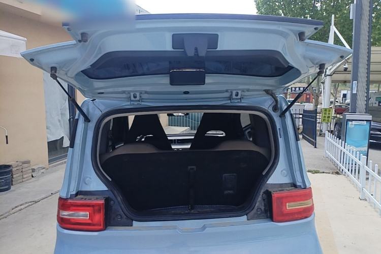Used Wuling Hongguang MINIEV 2020 Zizai Version Lithium-NMC Trunk