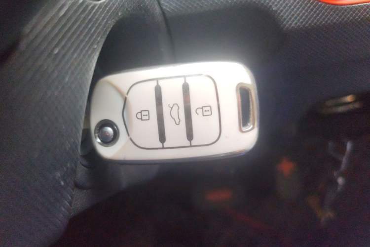 Used Wuling Hongguang MINIEV 2020 Zizai Version Lithium-NMC Vehicle Key