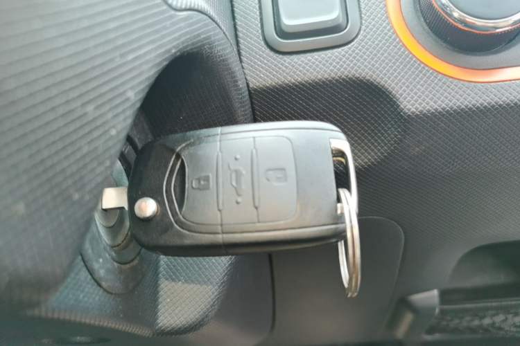 Used Wuling Hongguang MINIEV 2020 Freedom Version Lithium Iron Phosphate Vehicle Key