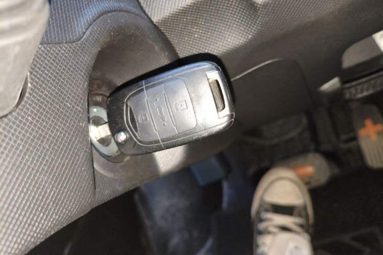 Used Wuling Hongguang MINIEV 2020 Freedom Version Lithium Iron Phosphate Vehicle Key
