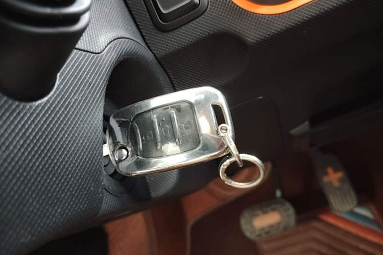 Used Wuling Hongguang MINIEV 2020 Freedom Version Lithium Iron Phosphate Vehicle Key