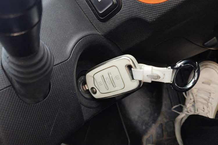 Used Wuling Hongguang MINIEV 2020 Freedom Version Lithium Iron Phosphate Vehicle Key