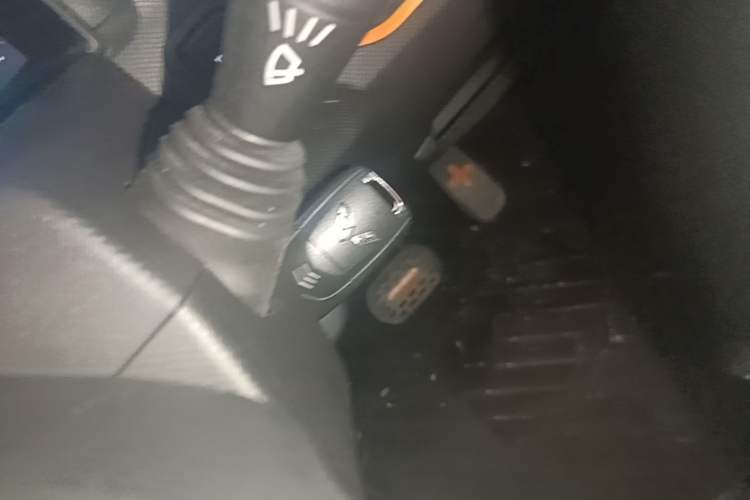 Used Wuling Hongguang MINIEV 2020 Zizai Version Lithium-NMC Vehicle Key