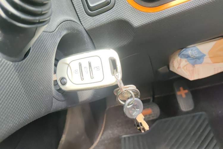 Used Wuling Hongguang MINIEV 2020 Zizai Version Lithium-NMC Vehicle Key