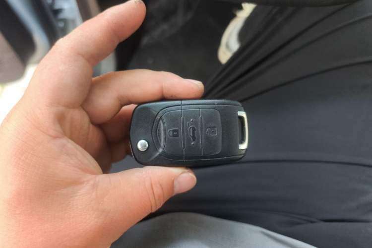 Used Wuling Hongguang MINIEV 2020 Enjoyment Model Lithium Iron Phosphate Vehicle Key