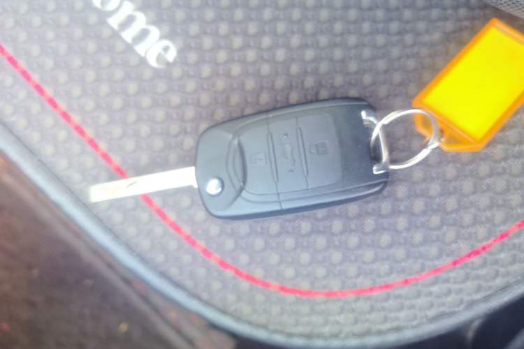 Used Wuling Hongguang MINIEV 2020 Freedom Version Lithium Iron Phosphate Vehicle Key