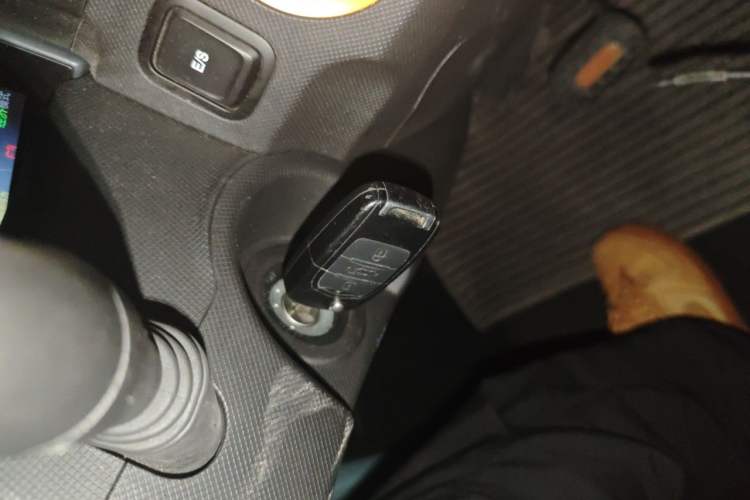 Used Wuling Hongguang MINIEV 2020 Zizai Version Lithium-NMC Vehicle Key