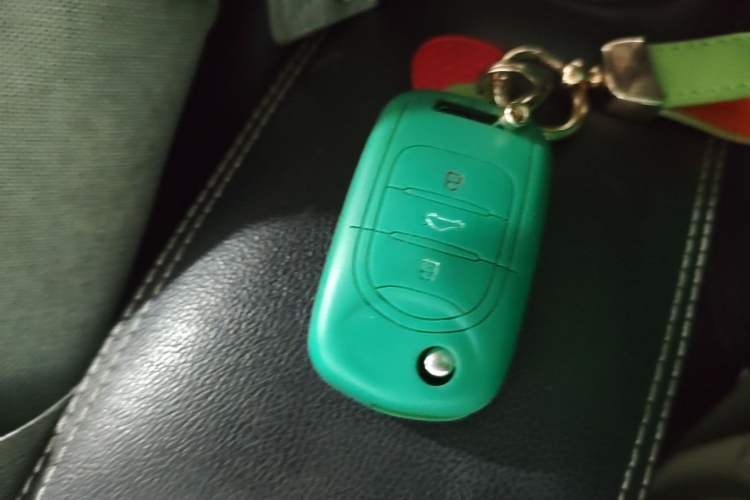 Used Wuling Hongguang MINIEV 2020 Freedom Version Lithium Iron Phosphate Vehicle Key