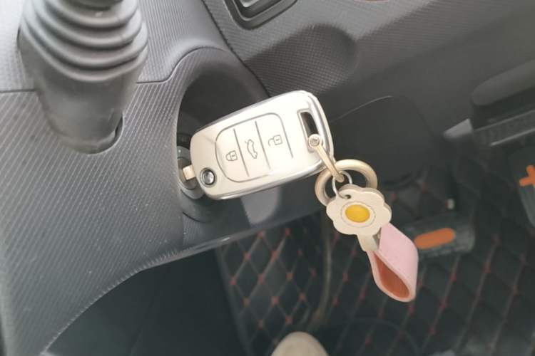 Used Wuling Hongguang MINIEV 2020 Enjoyment Model Lithium Iron Phosphate Vehicle Key