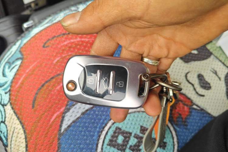 Used Wuling Hongguang MINIEV 2020 Zizai Version Lithium-NMC Vehicle Key