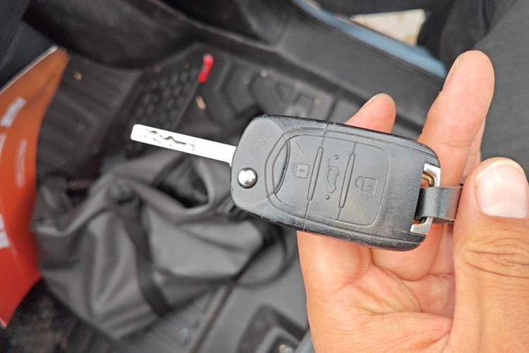Used Wuling Hongguang MINIEV 2020 Zizai Version Lithium-NMC Vehicle Key