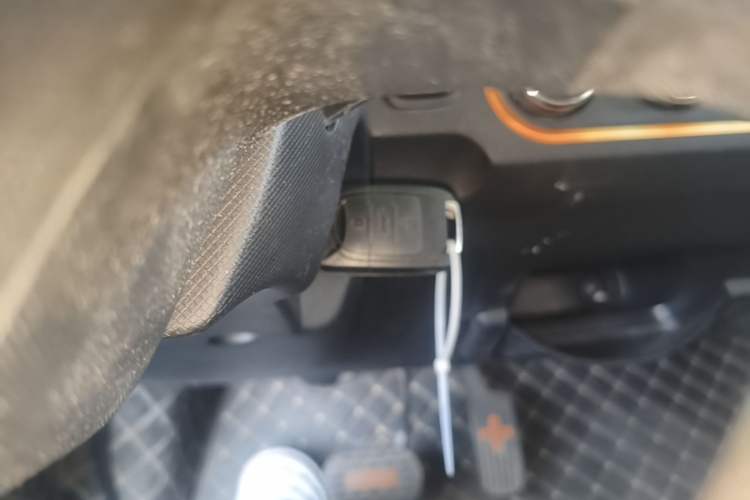 Used Wuling Hongguang MINIEV 2020 Freedom Version Lithium Iron Phosphate Vehicle Key