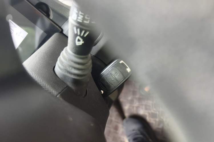 Used Wuling Hongguang MINIEV 2020 Freedom Version Lithium Iron Phosphate Vehicle Key