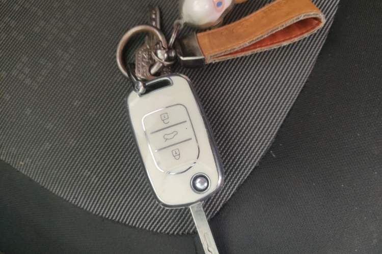 Used Wuling Hongguang MINIEV 2020 Zizai Version Lithium-NMC Vehicle Key