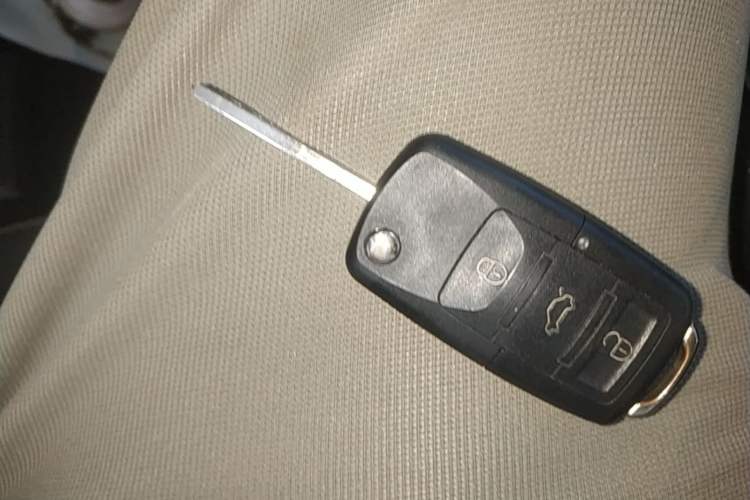 Used Wuling Hongguang MINIEV 2020 Enjoyment Model Lithium Iron Phosphate Vehicle Key