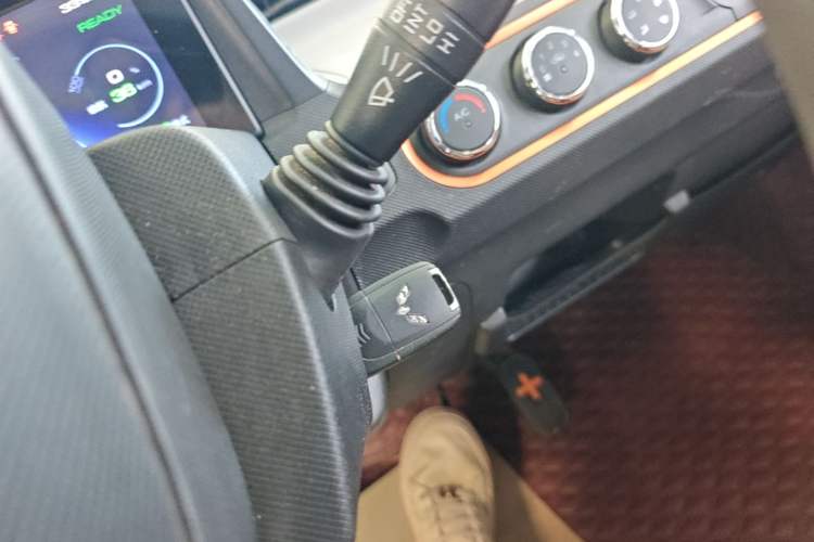 Used Wuling Hongguang MINIEV 2020 Freedom Version Lithium Iron Phosphate Vehicle Key