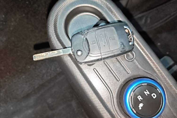 Used Wuling Hongguang MINIEV 2020 Zizai Version Lithium-NMC Vehicle Key