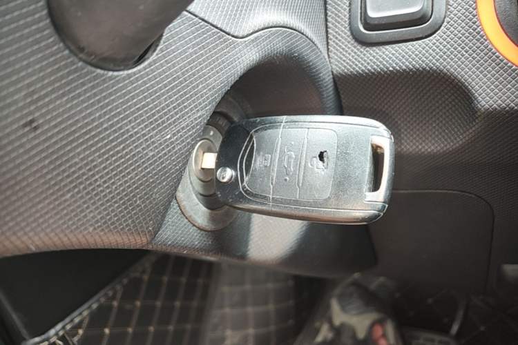 Used Wuling Hongguang MINIEV 2020 Enjoyment Model Lithium Iron Phosphate Vehicle Key