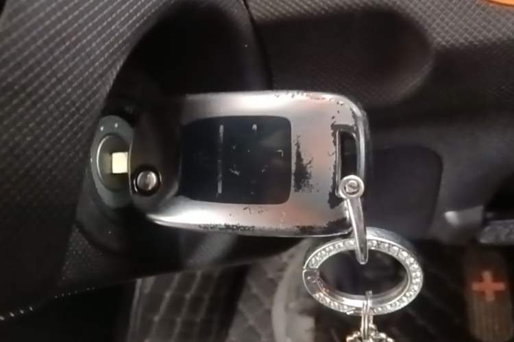Used Wuling Hongguang MINIEV 2020 Enjoy Edition Lithium-Ion Battery Vehicle Key