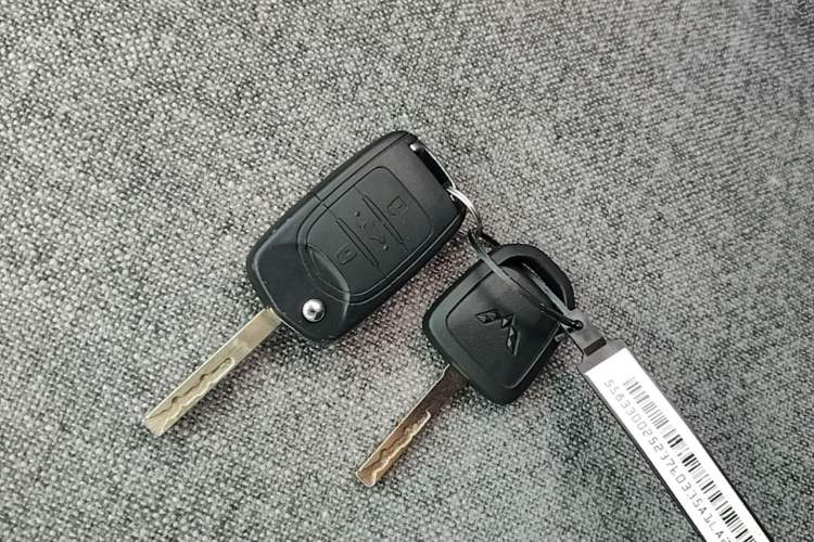 Used Wuling Hongguang MINIEV 2020 Enjoyment Model Lithium Iron Phosphate Vehicle Key